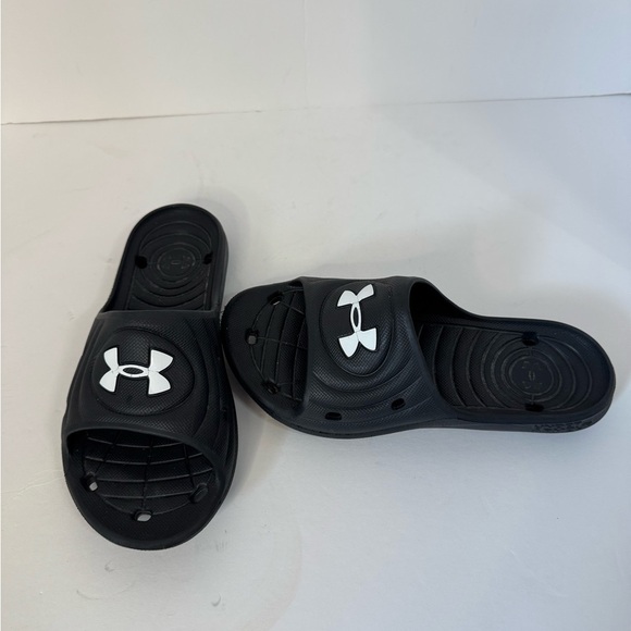 Under Armour Kids Black Slide Sandals with White Logo - Picture 1 of 4